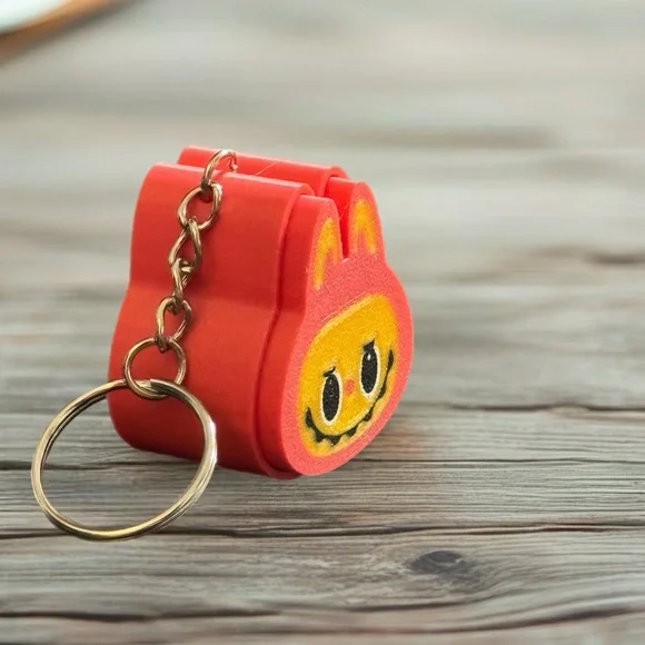 Labubu Bunny Clicker Fidget Keychain – 3D Printed - Picture 2 of 3